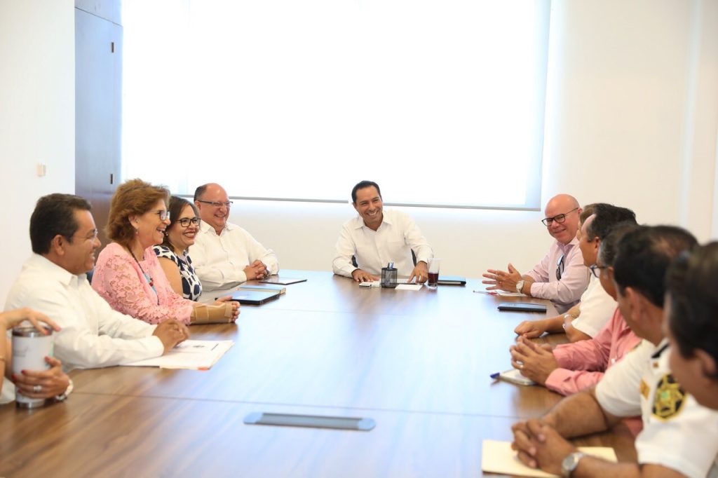 Gobierno del Estado y la Organización para la Cooperación y el Desarrollo Económico (OCDE) implementan proceso para simplificar trámites a los ciudadanos
