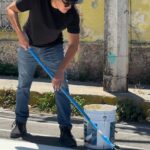 Participa Adrián Gorocica en intervención urbana para priorizar al peatón