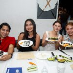 Taller gratuito de comida asiática impulsa el autoempleo entre juventudes