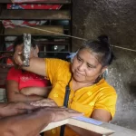 Familias de seis comunidades aprenden a construir fogones en alto